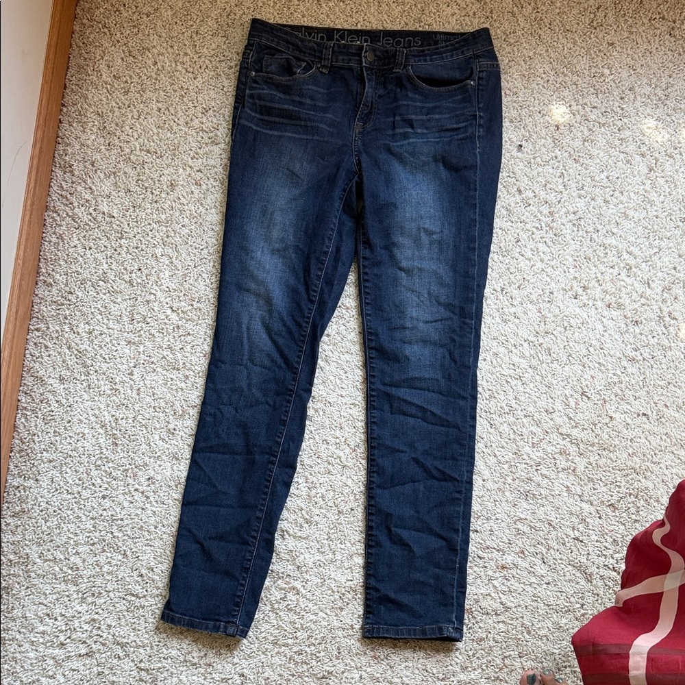 Calvin Klein Women's Deep Indigo Skinny Jeans
